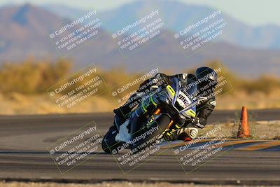 media/Jan-21-2023-CVMA (Sat) [[b9eef8ba1f]]/Race 11 Supersport Open/